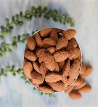 مغز بادام زرین  