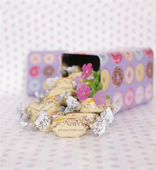 شکلات نوروز خارجی