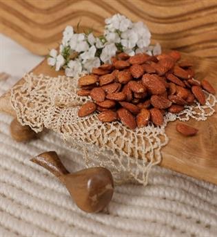 مغز بادام درختی ایرانی درجه یک زعفران 